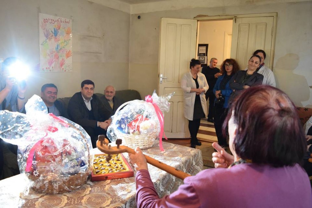 Governor congratulates residents of Bolnisi Virtue House on Easter